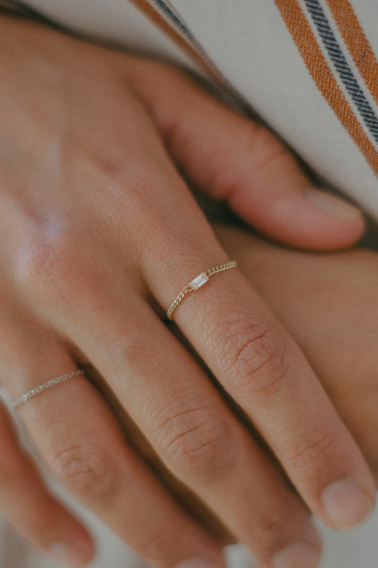 Hannah Chain Ring with Baguette-Cut Diamond - Adriana Chede Jewellery