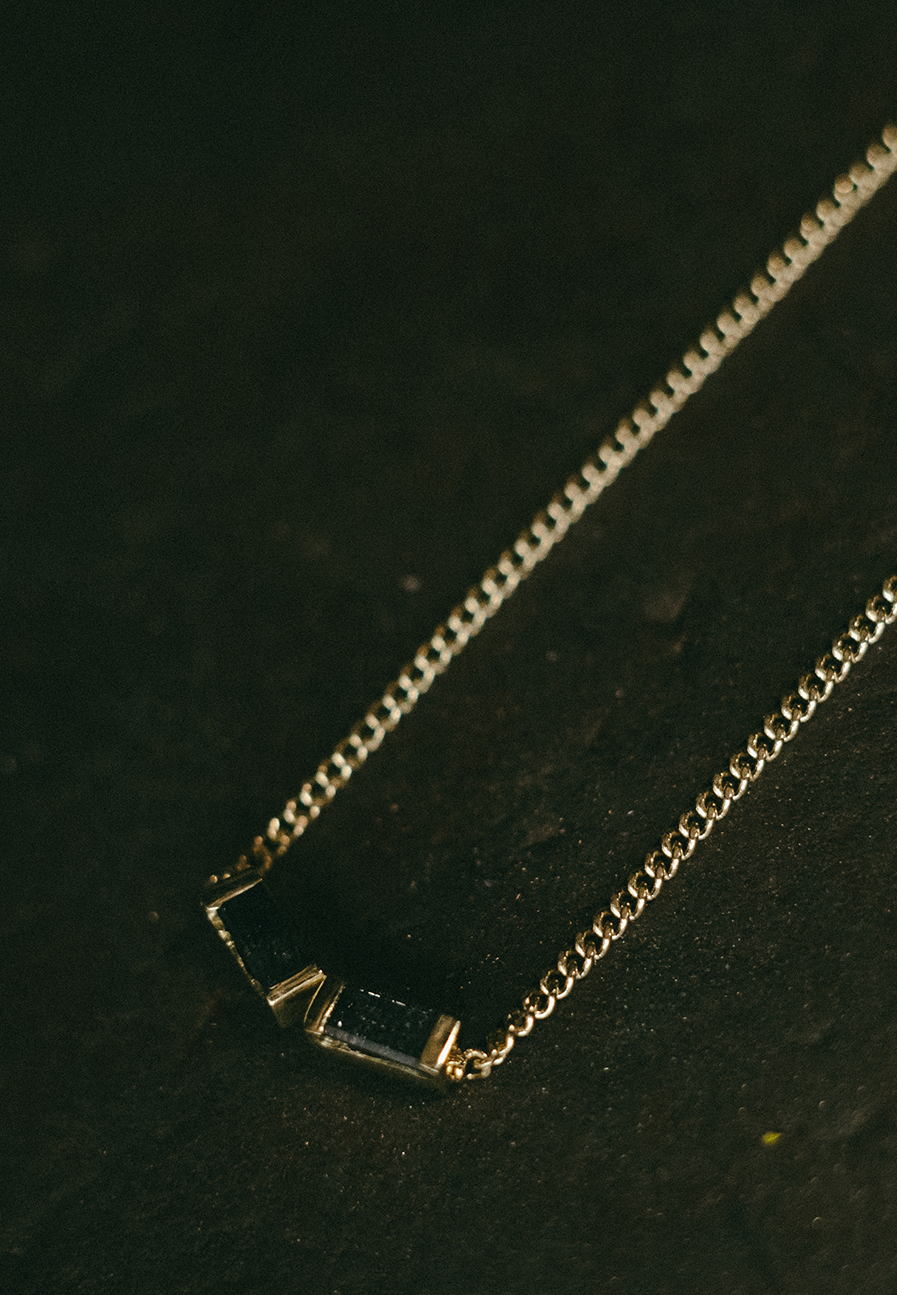 Noa Necklace with Diamonds