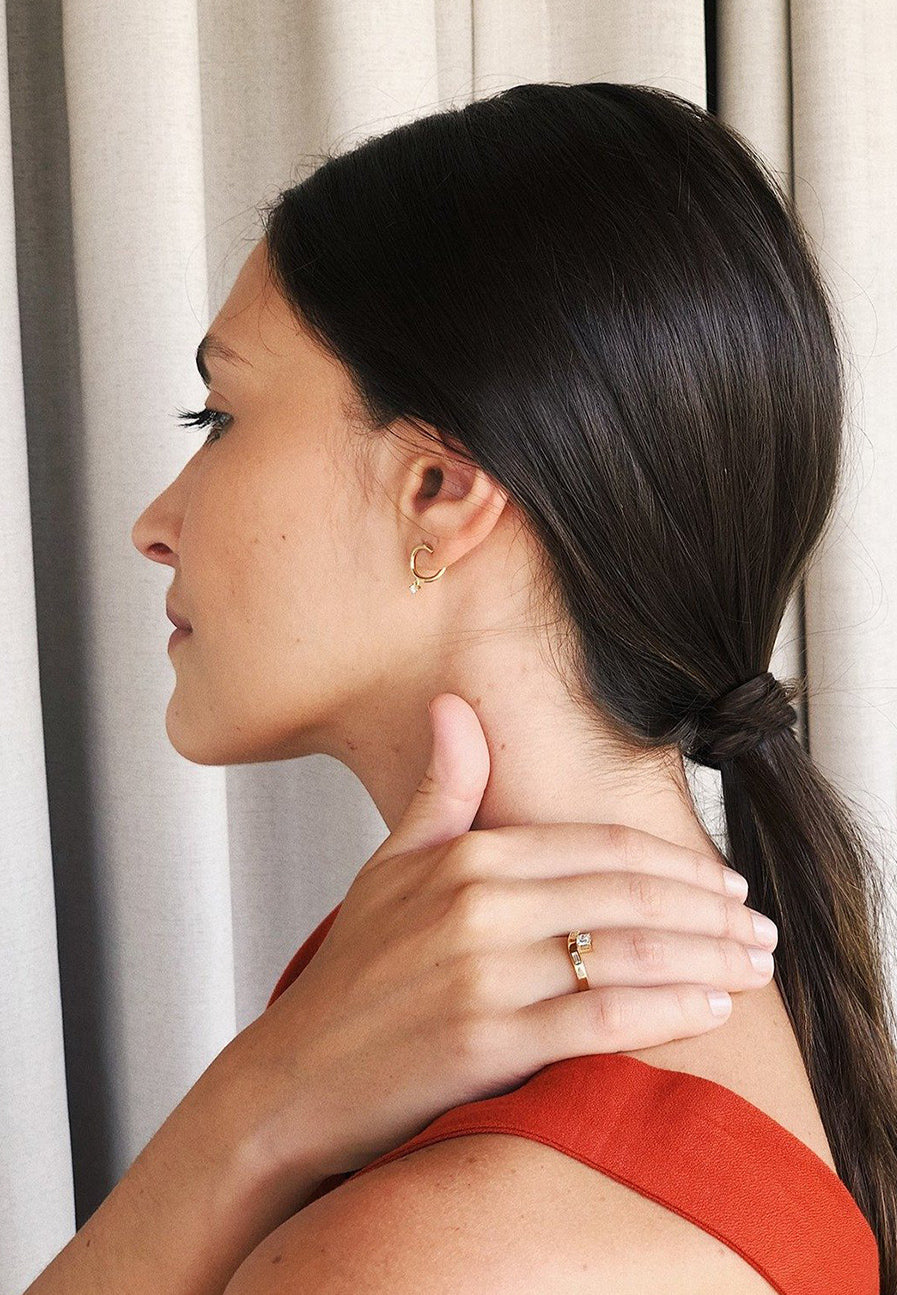 Wave Engagement Ring - Adriana Chede Jewellery