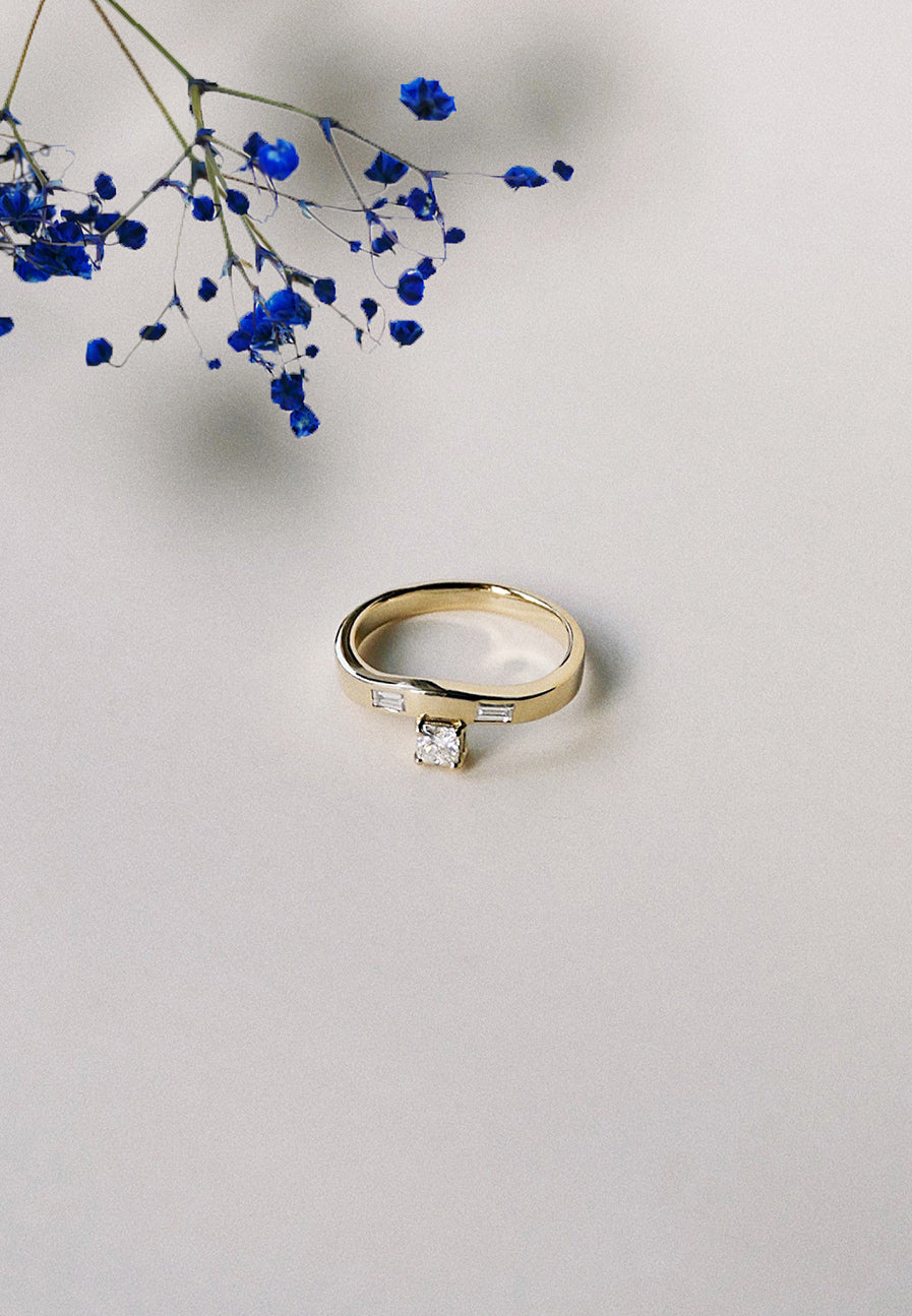 Wave Engagement Ring - Adriana Chede Jewellery