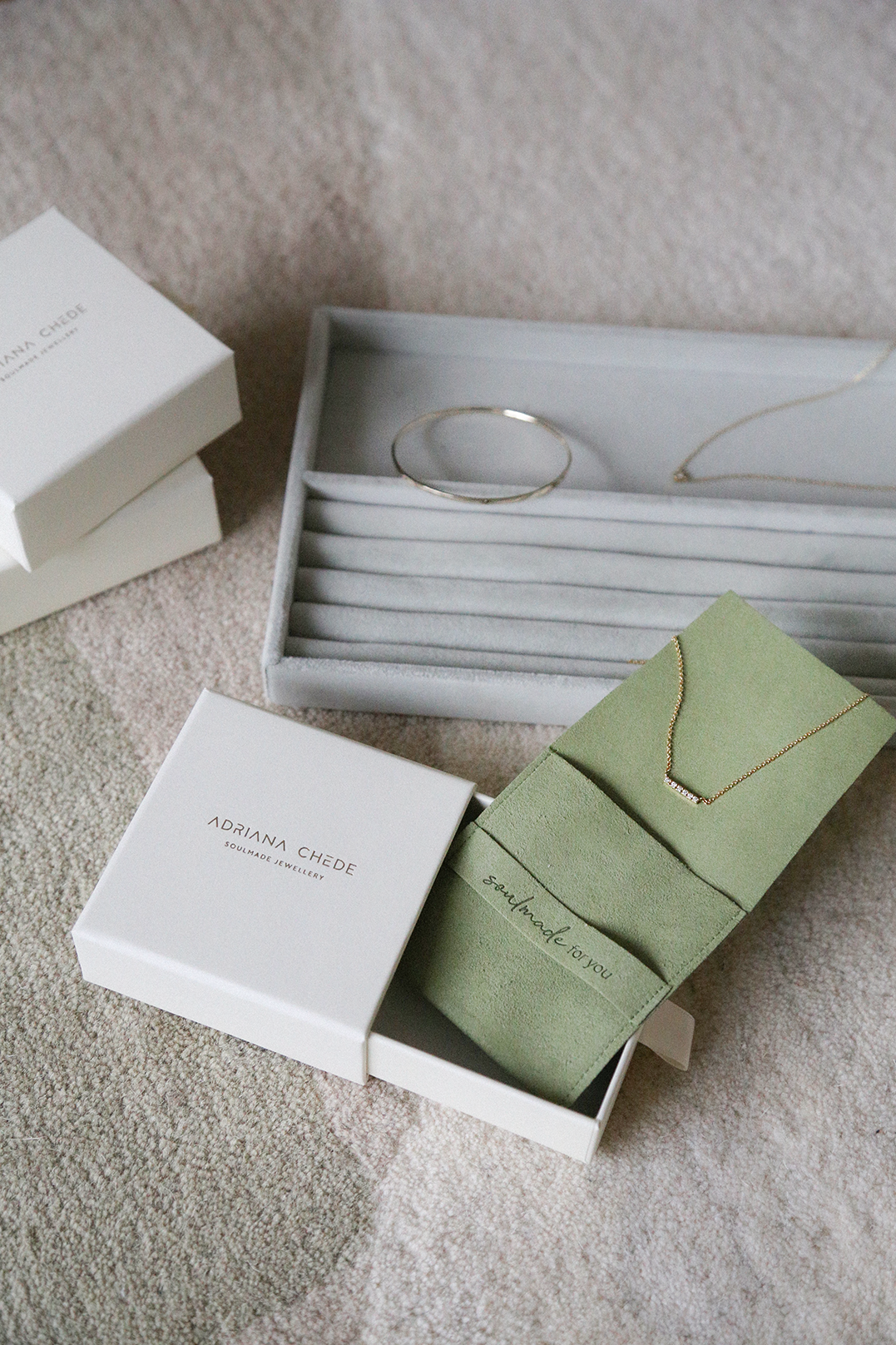 London Gift for her - Adriana Chede Jewellery
