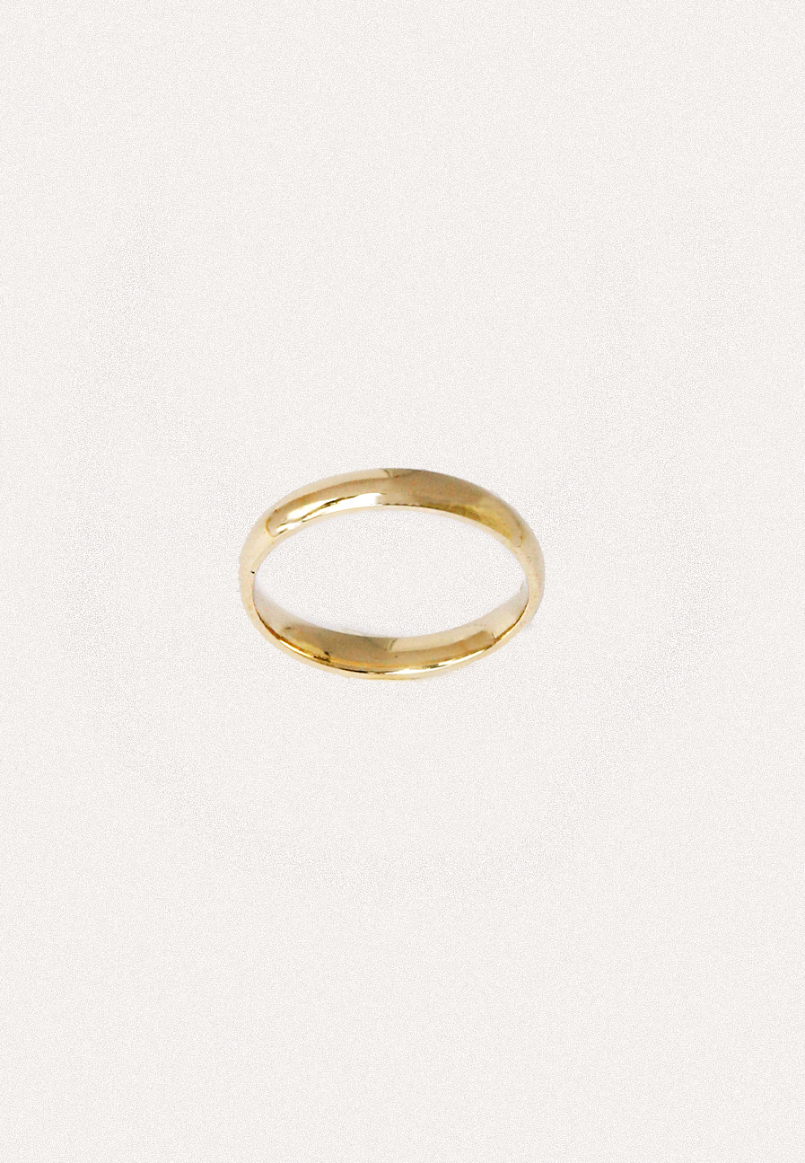 3mm D-Shape Wedding Band for Men - Recycled Gold by Adriana Chede Jewellery3mm D-Shape Wedding Band for Men - Recycled Gold by Adriana Chede Jewellery