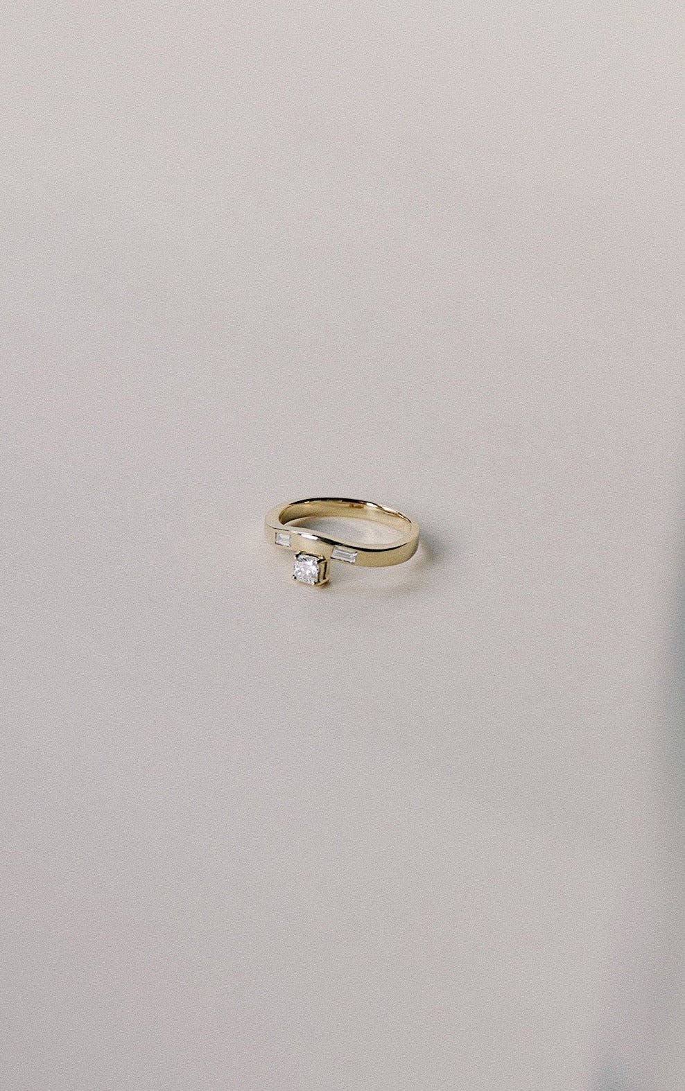 Wave Engagement Ring - Adriana Chede Jewellery