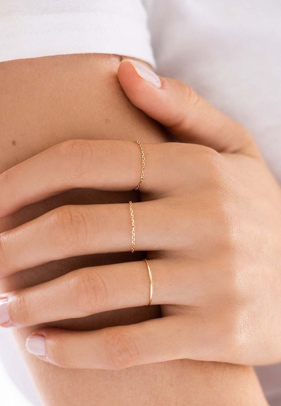 MINI CHAIN RING IN SOLID GOLD - Adriana Chede Jewellery