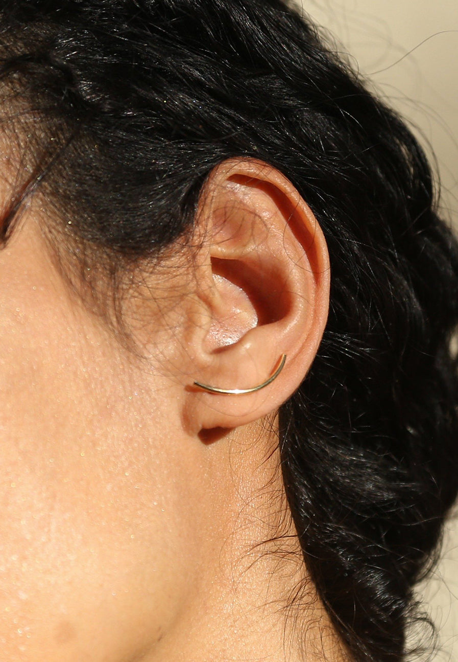 18CT Gold mixed gems baguette-cut earcuff - Adriana Chede Jewellery